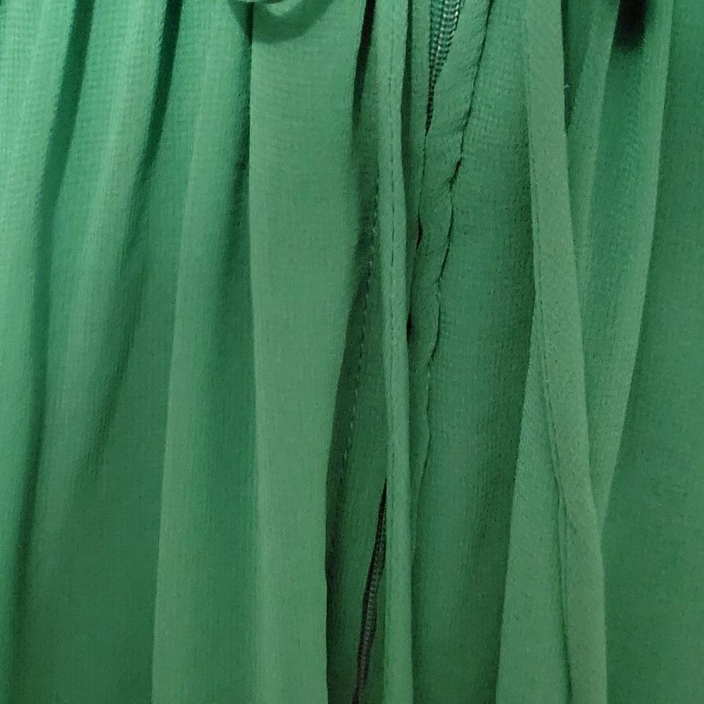 CITY STUDIO EMERALD GREEN COCKTAIL DRESS - Picture 4 of 8